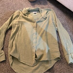 Universal Thread Green Button Down Shirt
